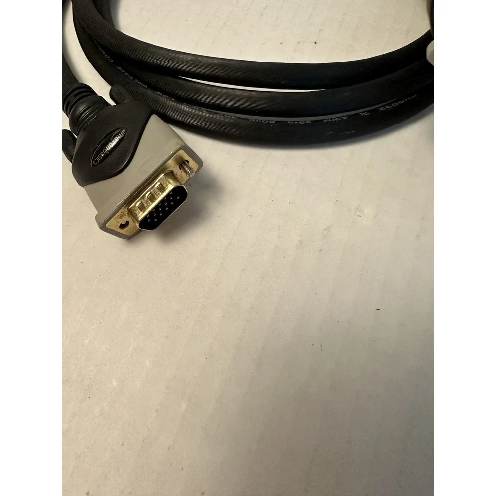 AmazonBasics VGA to VGA Monitor Cable Gold Plated SVGA HD15 Male Cord Black